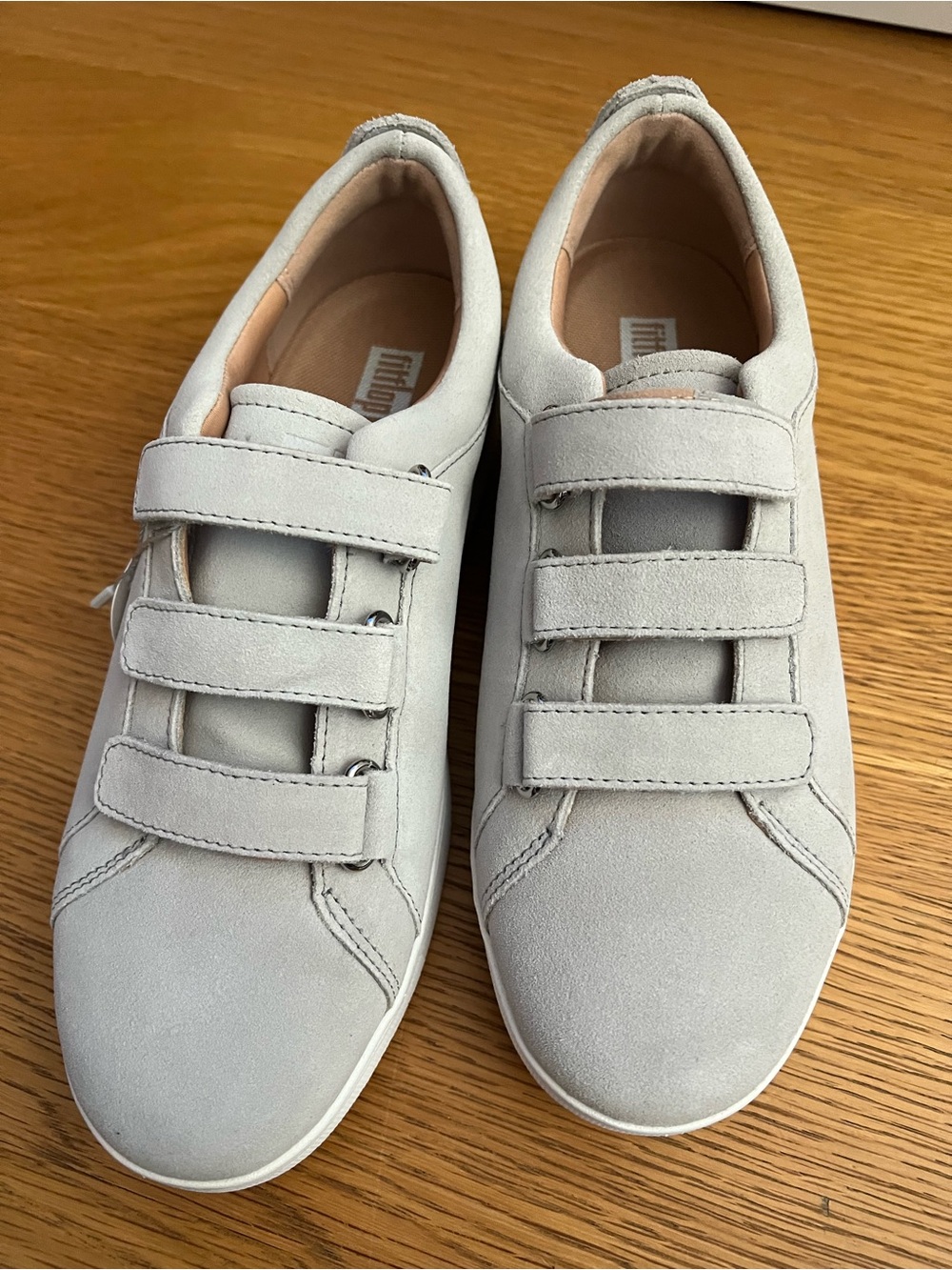 FitFlop Women's Light Gray Suede Velcro Sneakers